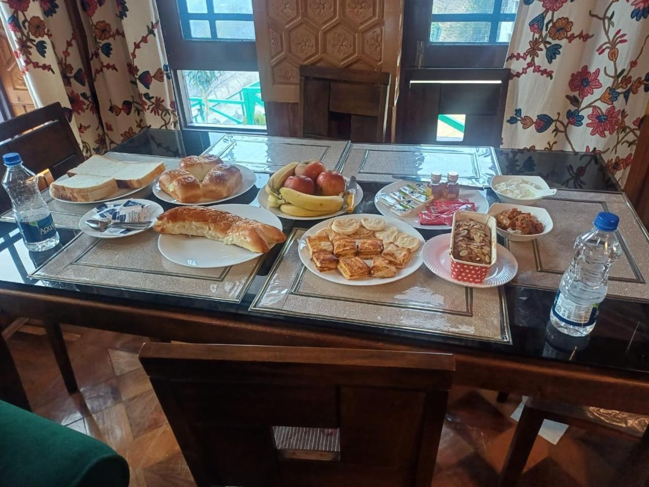 Cliff Cottage Pahalgam, Kashmir Batakut 외부 사진