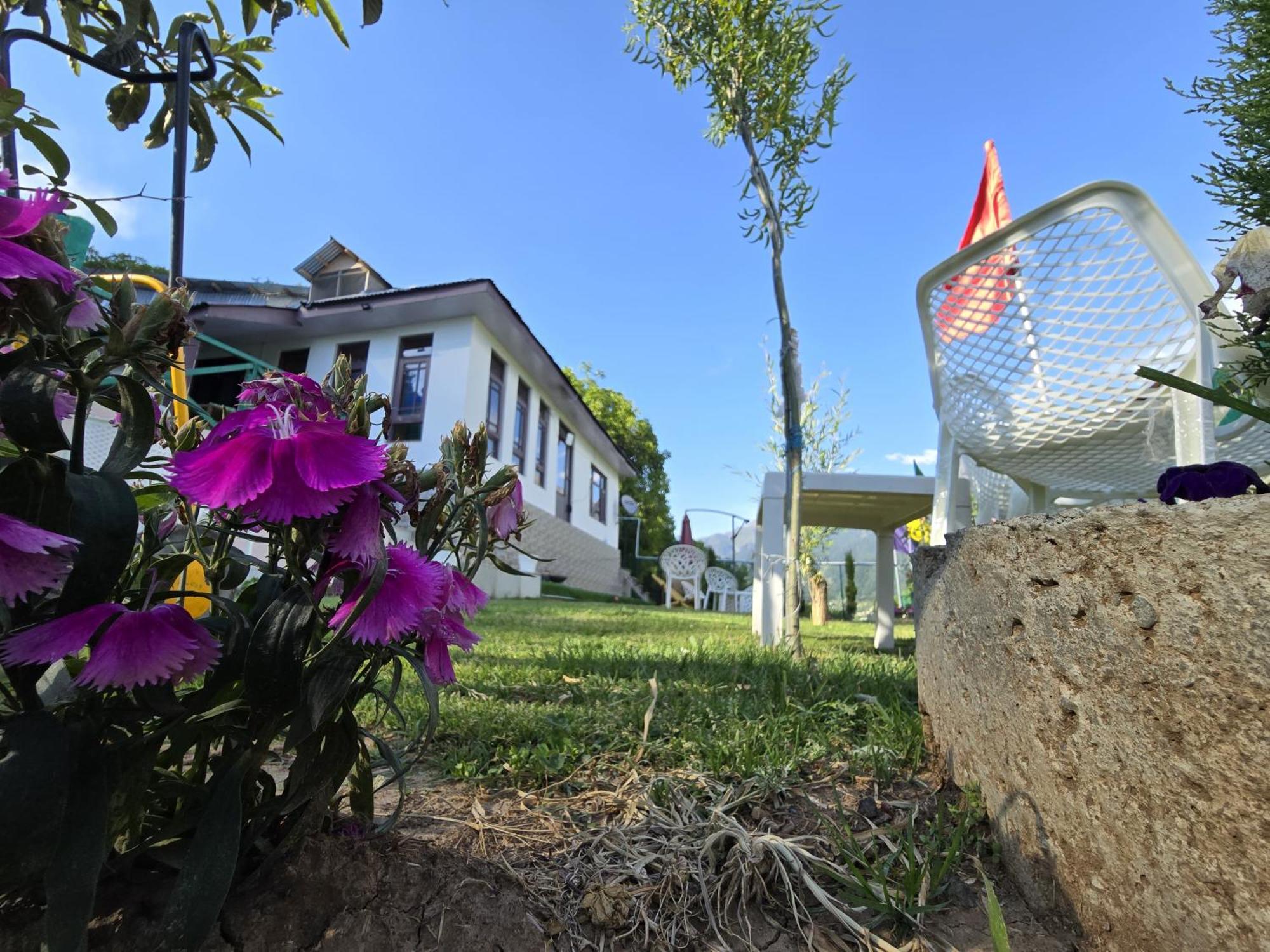 Cliff Cottage Pahalgam, Kashmir Batakut 외부 사진