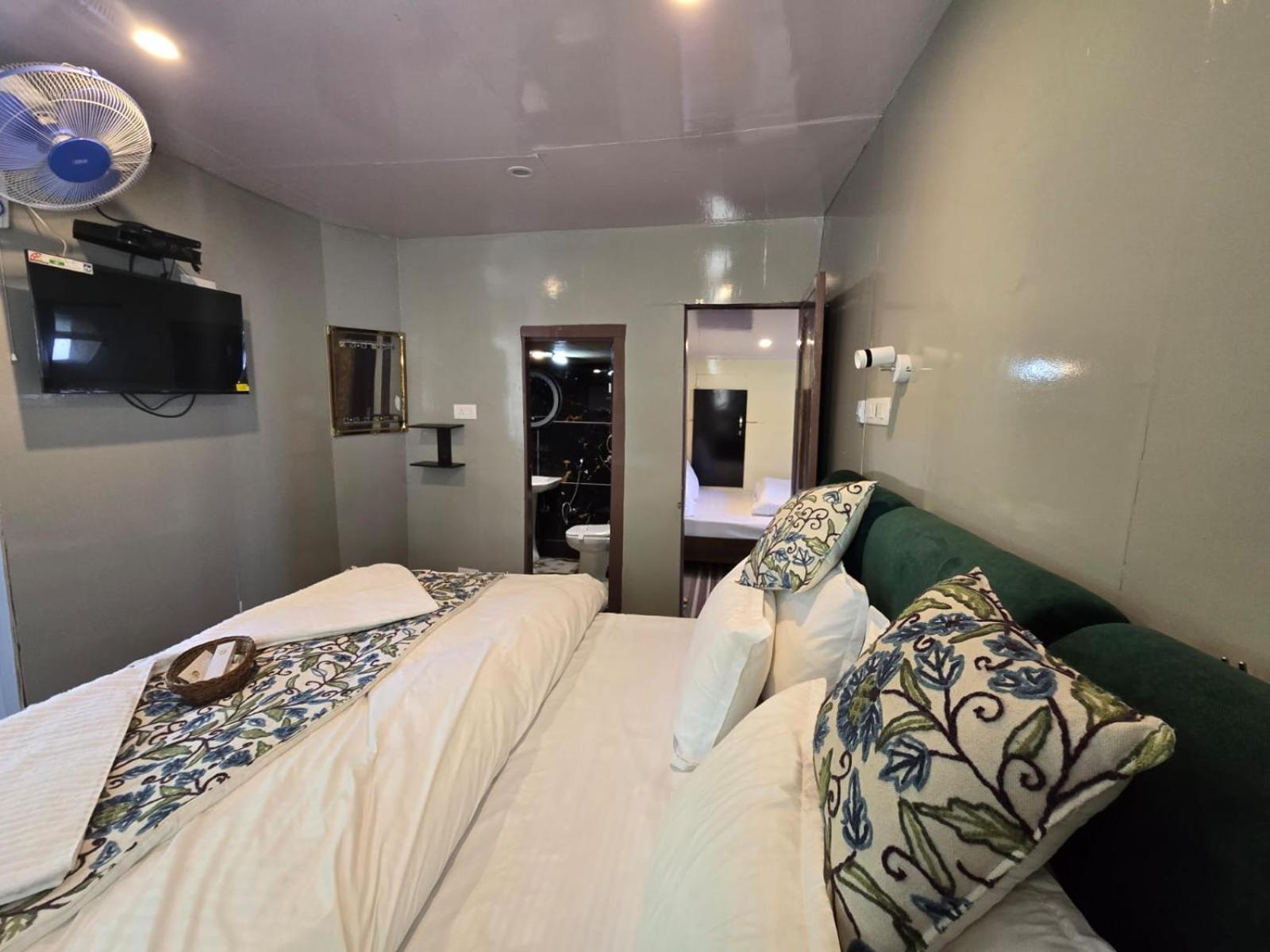 Cliff Cottage Pahalgam, Kashmir Batakut 외부 사진
